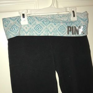 Victoria’s Secret PINK Yoga Pants Size Small Short